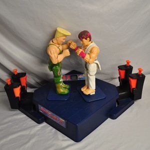 Vintage 1993 Tiger Capcom street fighter 2 II rock em sock em robots game (P59)